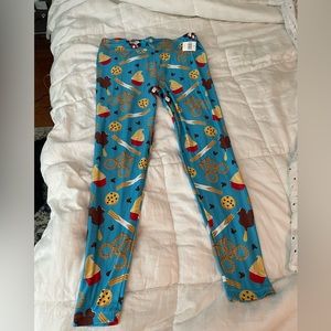 Disney World Disneyland Snack Leggings NWT